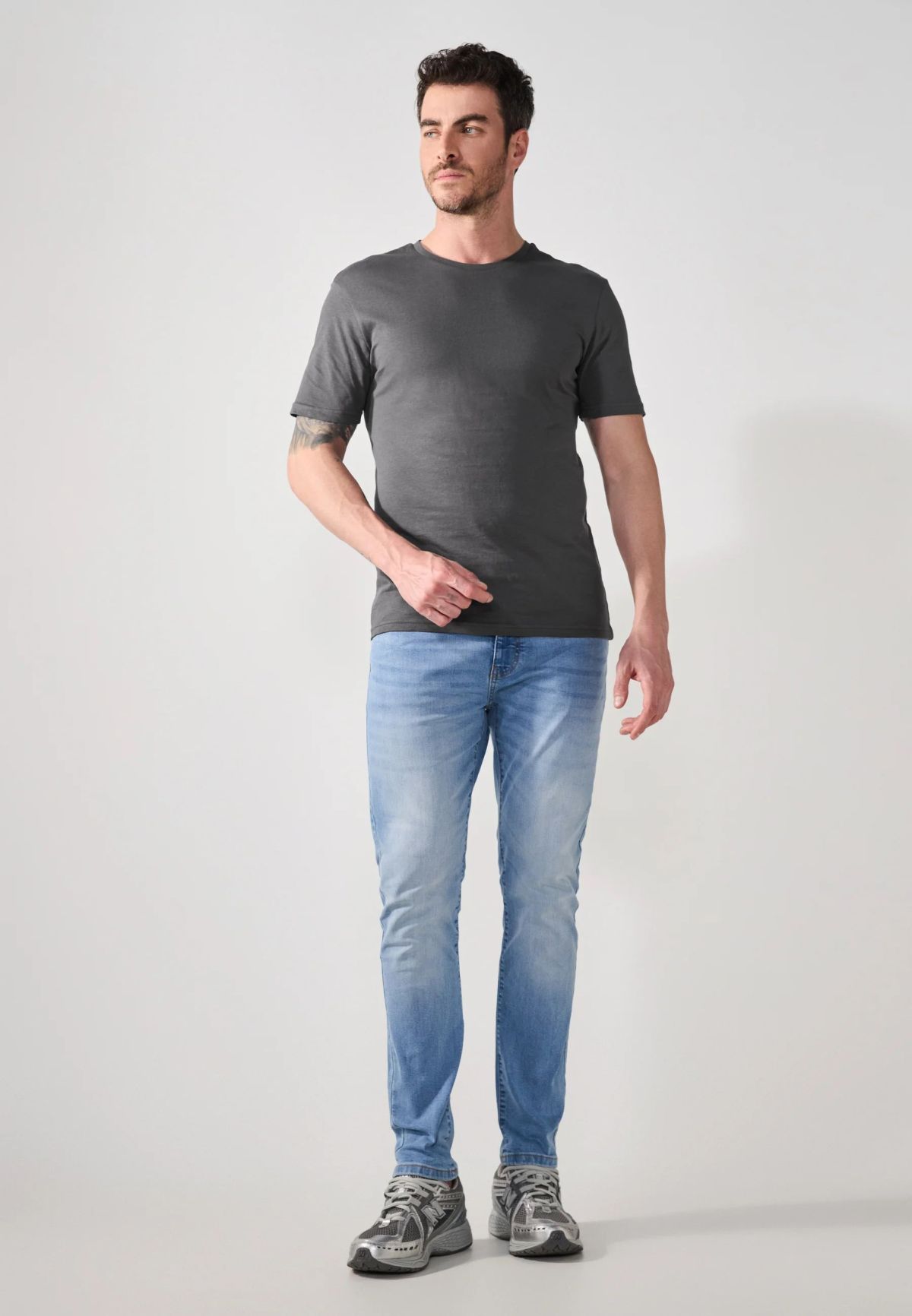 T-Shirt Pier One Basic – Forged Iron 0